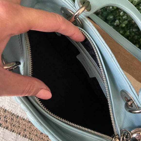 Dior Lady Dior Bag Baby Blue with COA and Dustbag - Picture 12 of 12
